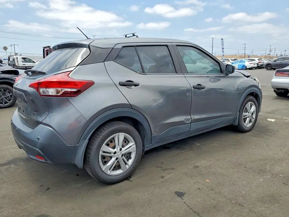 2020 NISSAN KICKS S  