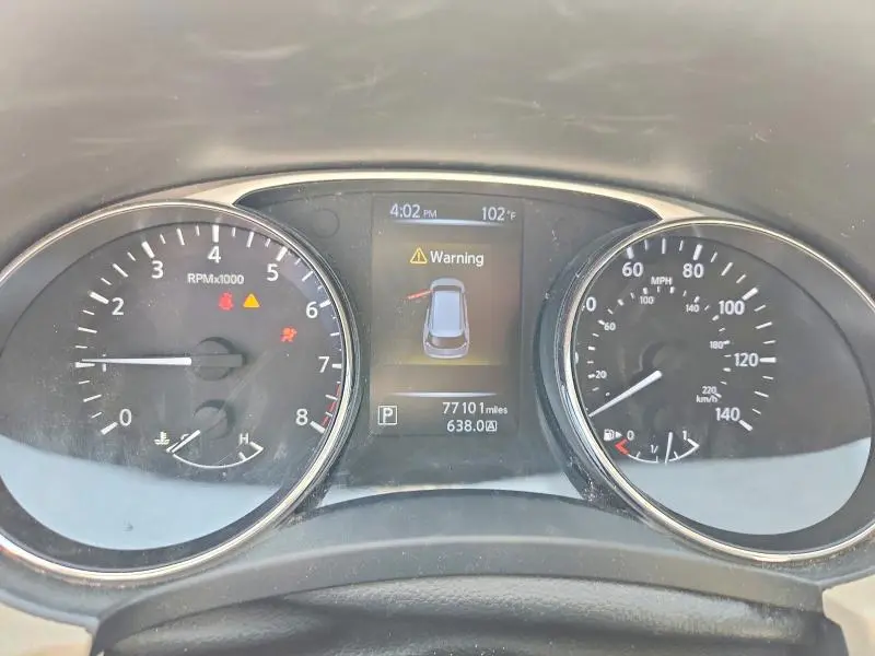 2015 NISSAN ROGUE SV  
