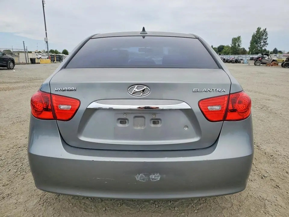 2010 HYUNDAI ELANTRA GLS  