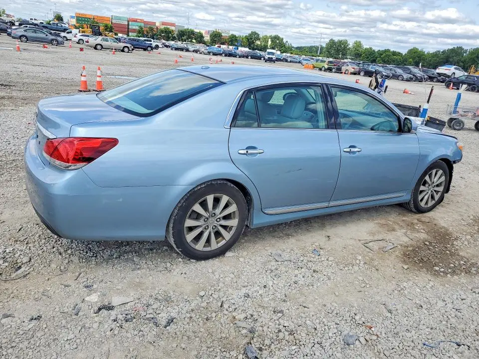 2011 TOYOTA AVALON LIMITED  