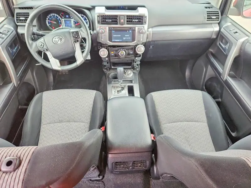 2017 TOYOTA 4RUNNER SR5  