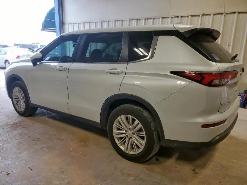 2024 MITSUBISHI OUTLANDER ES  