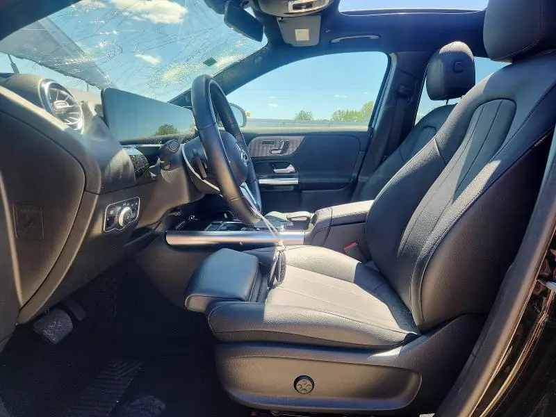 2021 MERCEDES-BENZ GLA 250 4MATIC  