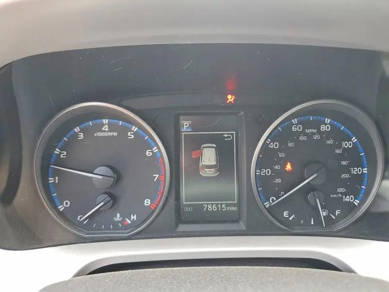 2017 TOYOTA RAV4 LE  