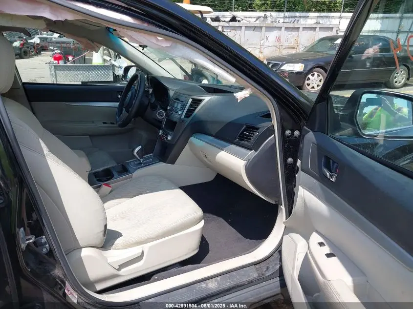 2010 SUBARU OUTBACK 2.5I