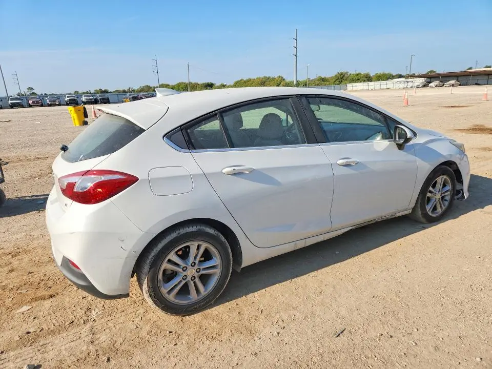 2017 CHEVROLET CRUZE LT  