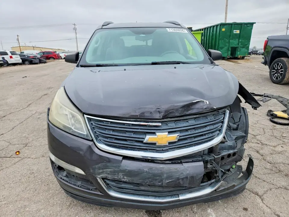 2016 CHEVROLET TRAVERSE LS  