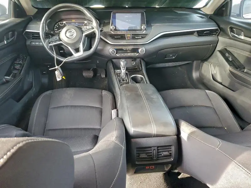 2020 NISSAN ALTIMA SV  