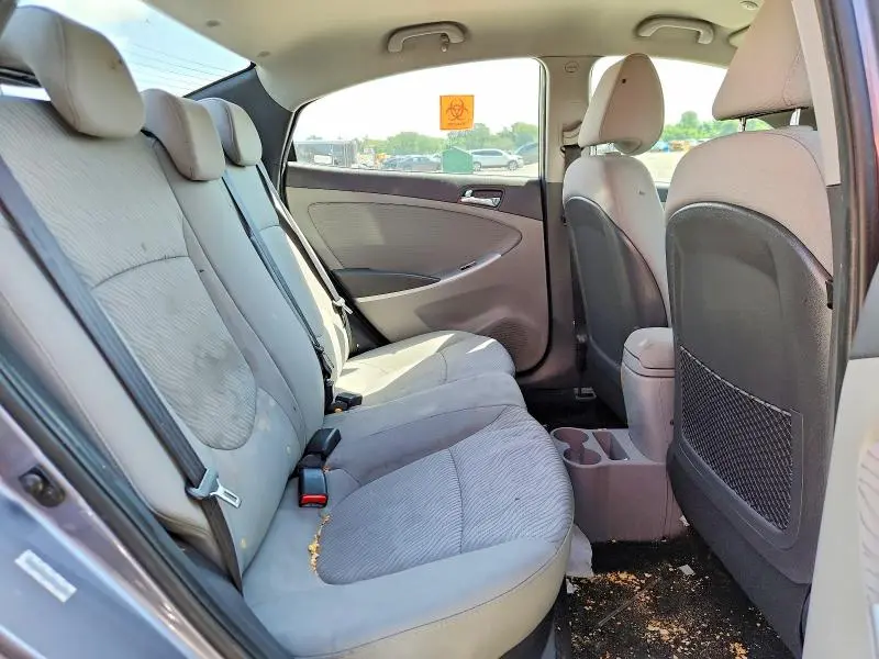 2013 HYUNDAI ACCENT GLS  