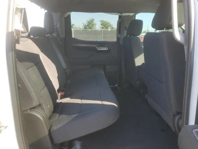 2024 CHEVROLET SILVERADO C1500 LT  