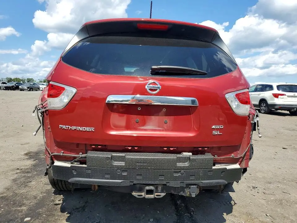 2015 NISSAN PATHFINDER SL  
