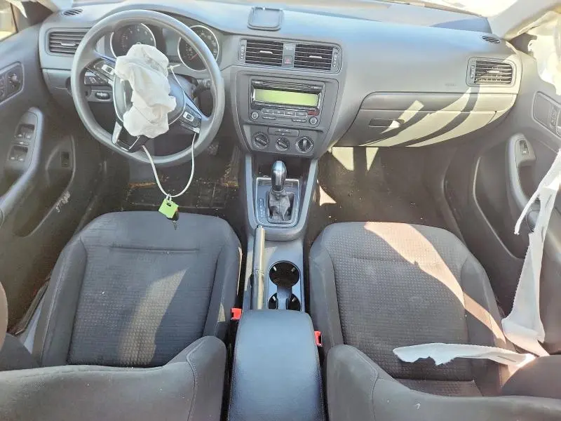 2015 VOLKSWAGEN JETTA BASE  