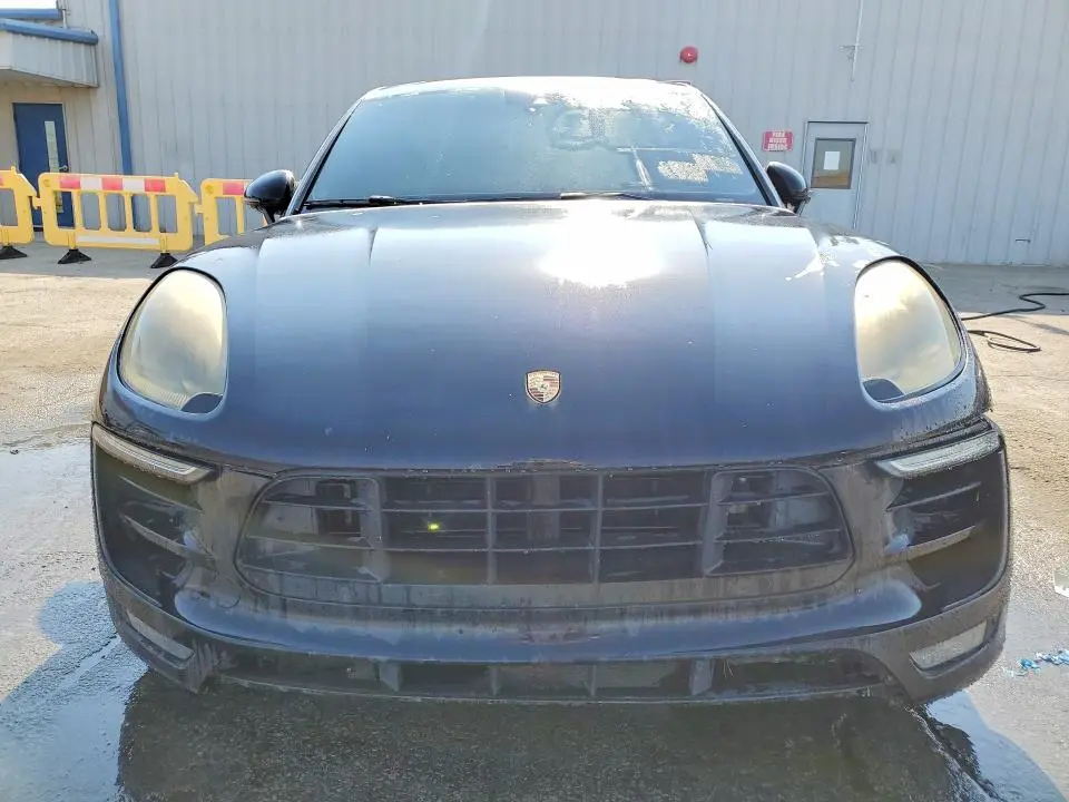 2017 PORSCHE MACAN GTS  
