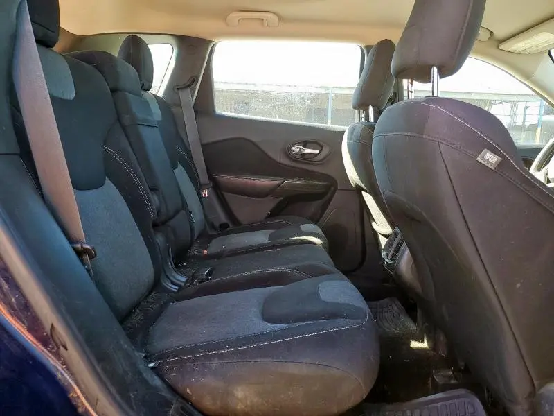 2014 JEEP CHEROKEE SPORT  