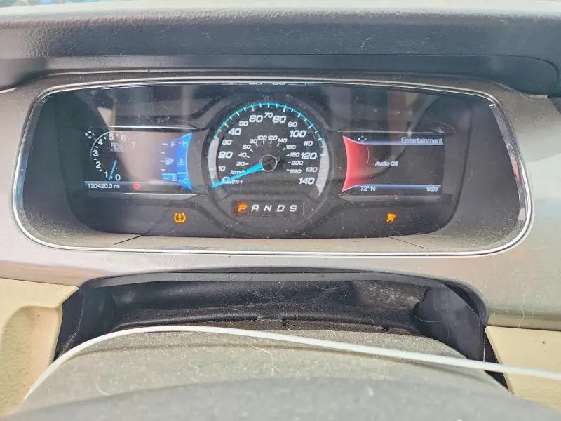 2014 FORD TAURUS SEL  