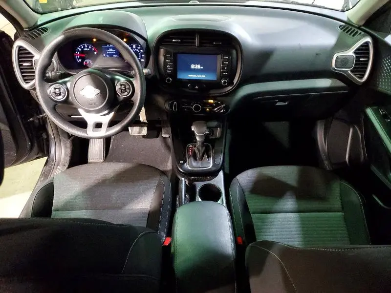 2020 KIA SOUL S  