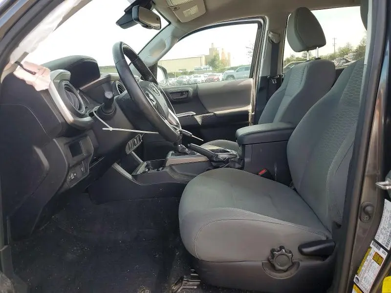 2019 TOYOTA TACOMA SR5 V6  