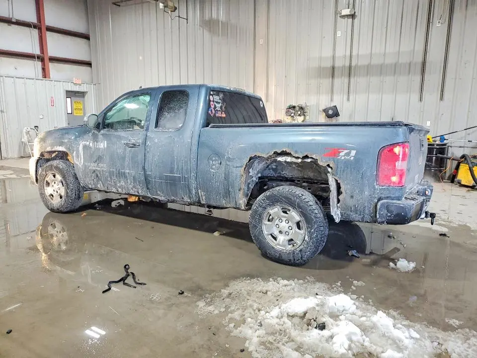 2011 CHEVROLET SILVERADO K1500 LT  