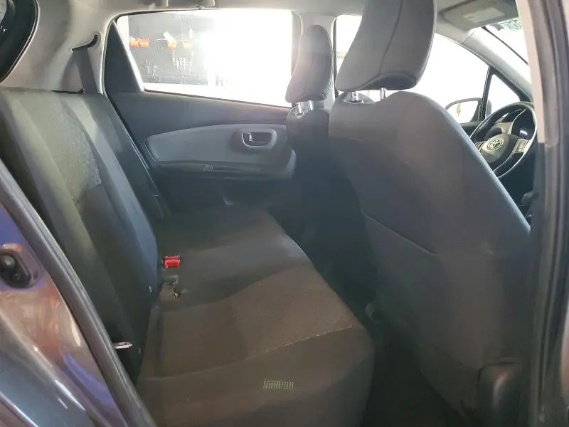 2017 TOYOTA YARIS 5-DOOR L  