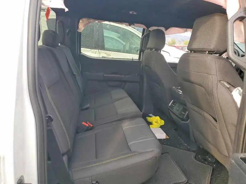 2025 FORD F150 STX  