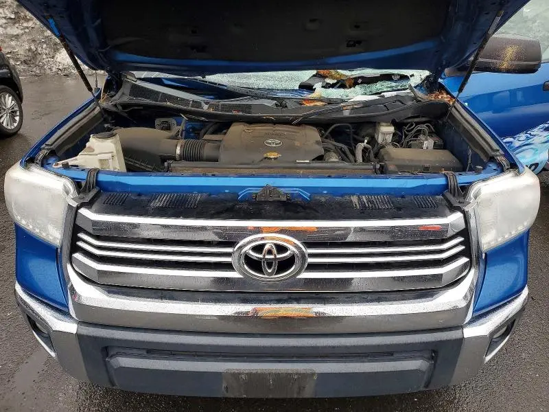 2017 TOYOTA TUNDRA SR5  