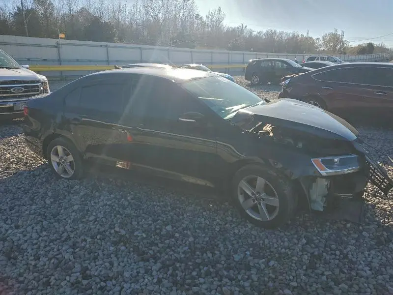 2012 VOLKSWAGEN JETTA TDI  