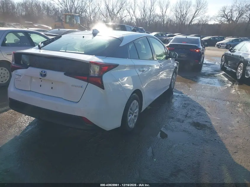 2022 TOYOTA PRIUS LE