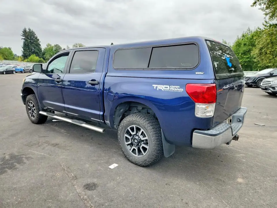 2013 TOYOTA TUNDRA CREWMAX SR5  