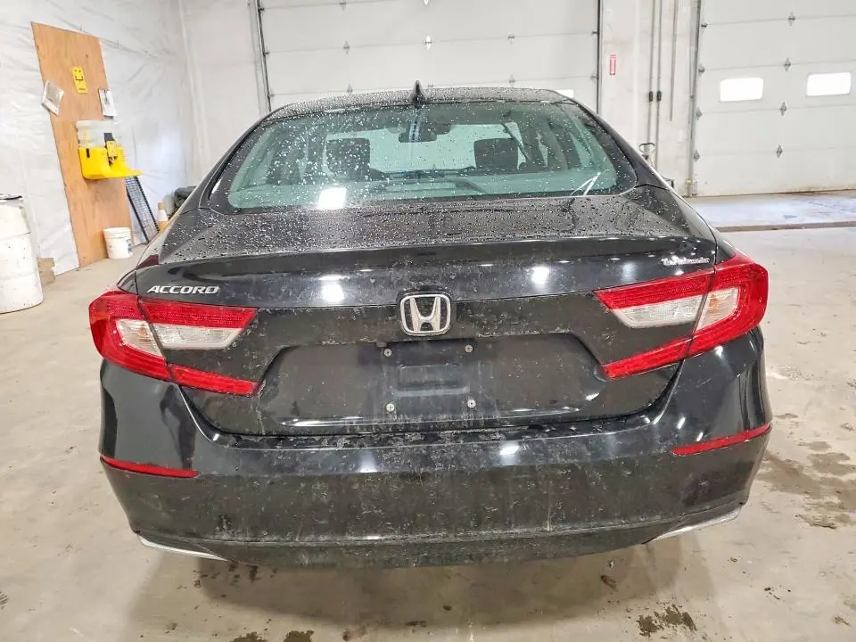 2018 HONDA ACCORD EX  