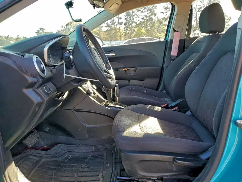 2020 CHEVROLET SONIC LT  