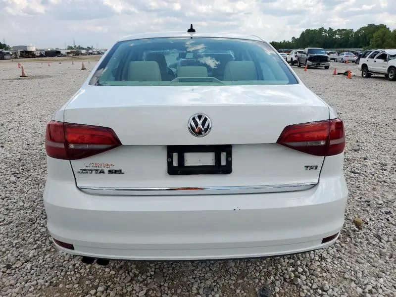 2017 VOLKSWAGEN JETTA SEL  