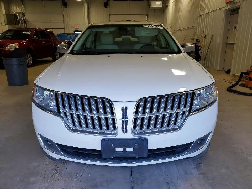 2012 LINCOLN MKZ   