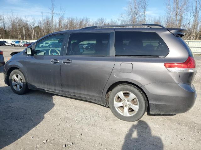 2014 TOYOTA SIENNA LE