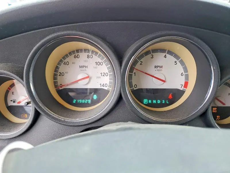 2010 DODGE CHARGER SXT  