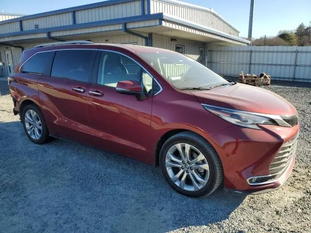 2023 TOYOTA SIENNA LIMITED  
