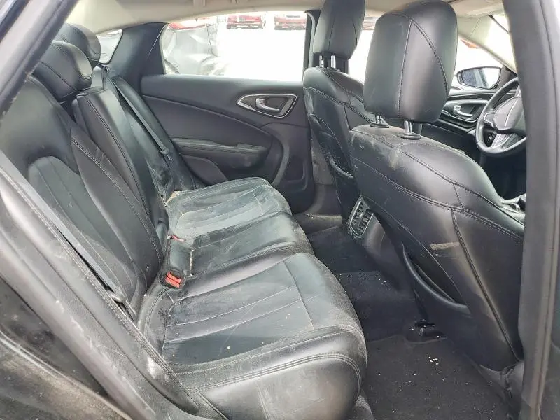 2016 CHRYSLER 200 C  