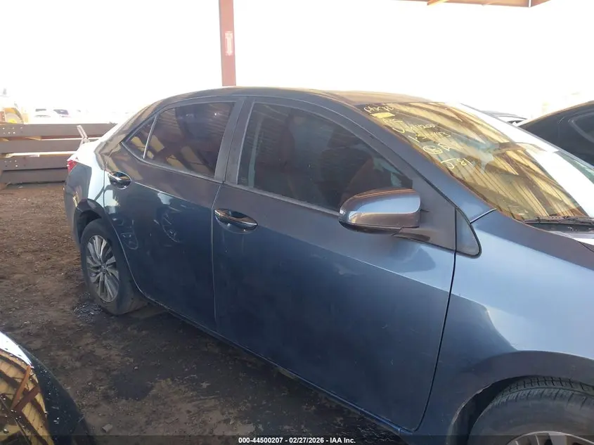 2018 TOYOTA COROLLA XLE