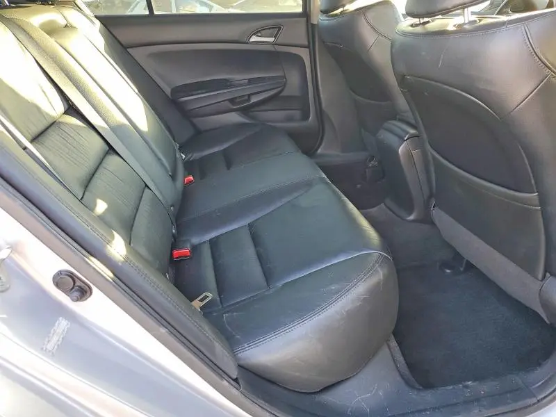 2011 HONDA ACCORD SE  