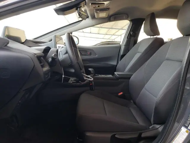 2023 TOYOTA PRIUS LE  