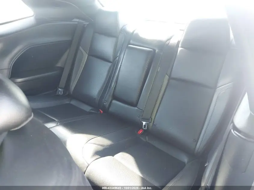 2018 DODGE CHALLENGER SXT PLUS