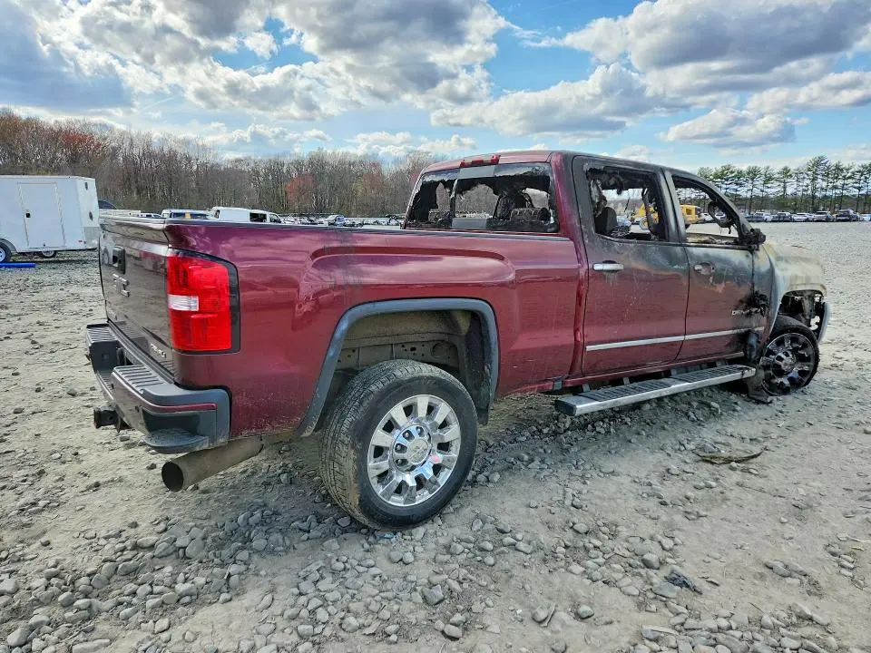 2017 GMC SIERRA K2500 DENALI  