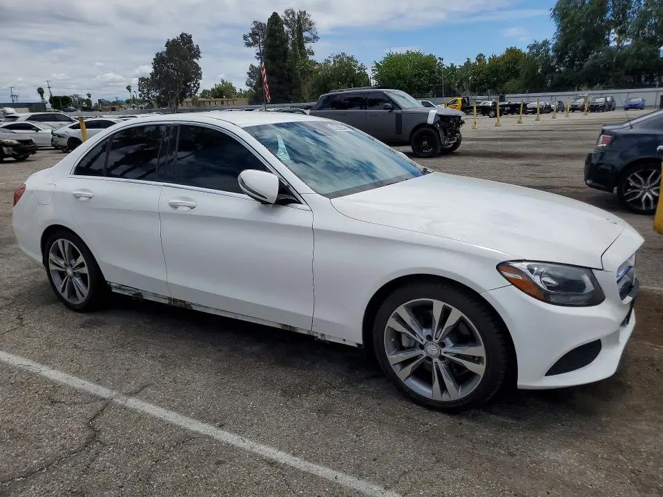 2017 MERCEDES-BENZ C 300  