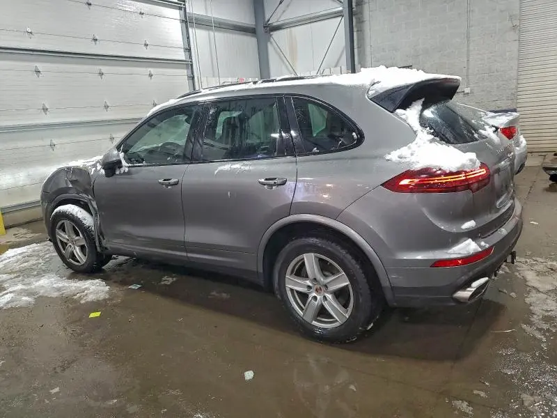 2015 PORSCHE CAYENNE   