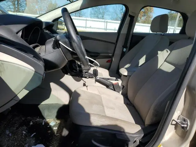 2017 FORD FOCUS SE  
