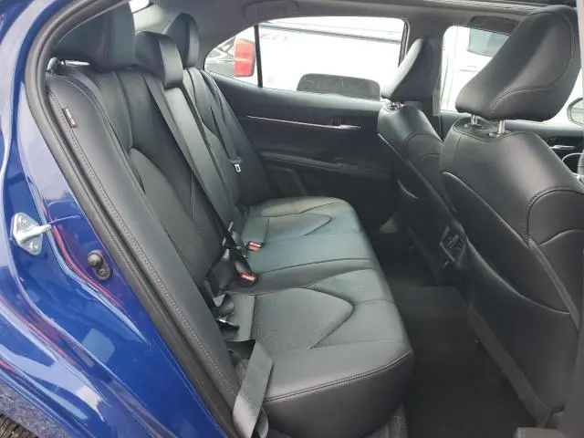 2024 TOYOTA CAMRY XLE  
