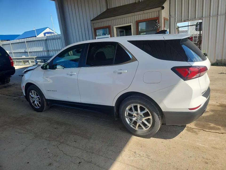 2022 CHEVROLET EQUINOX LT  