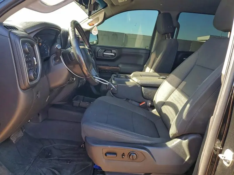 2021 CHEVROLET SILVERADO K1500 LT  