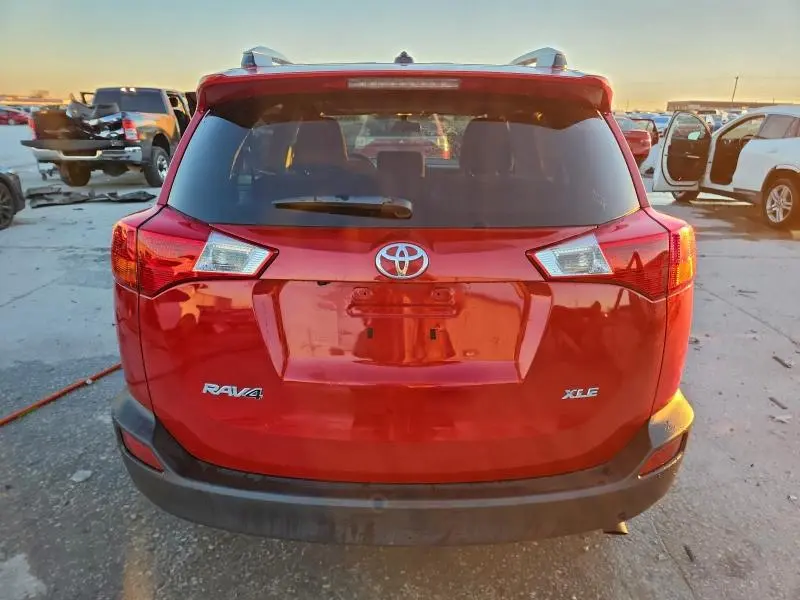 2015 TOYOTA RAV4 XLE  