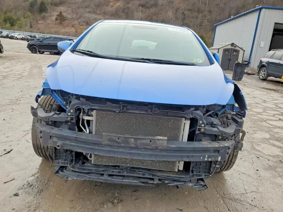 2017 HYUNDAI ELANTRA GT BASE  