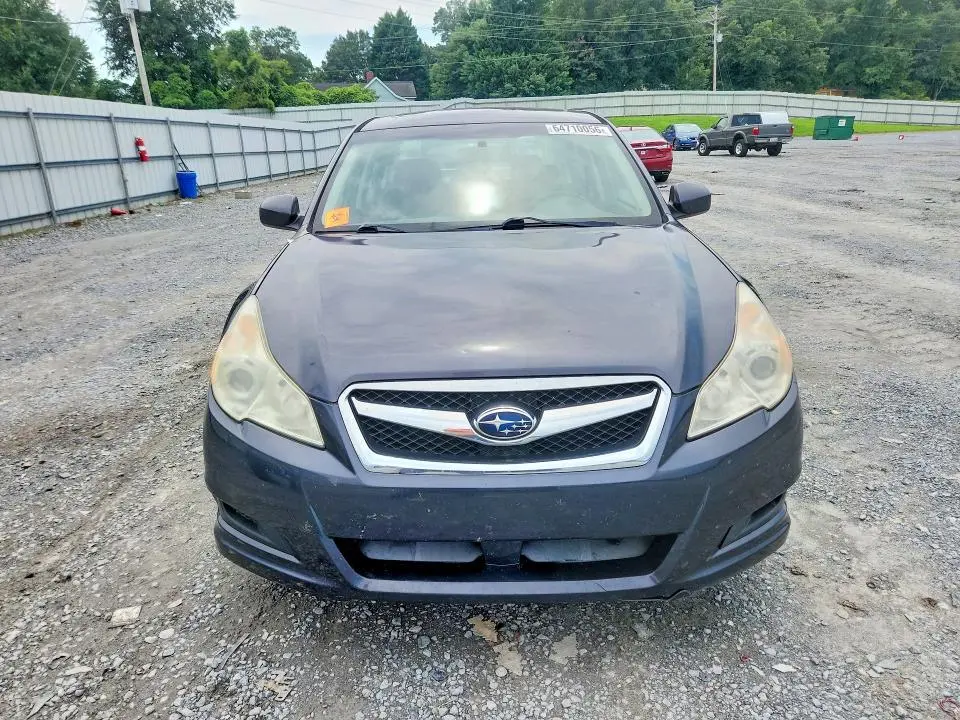 2010 SUBARU LEGACY 2.5I PREMIUM  